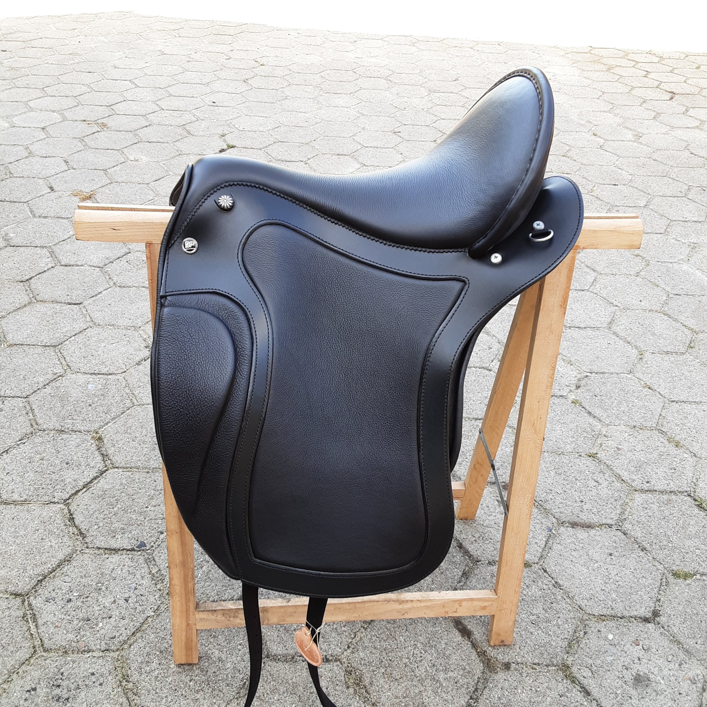 Deuber Sattel "Impuls SKL" S3 schwarz – Bild 2