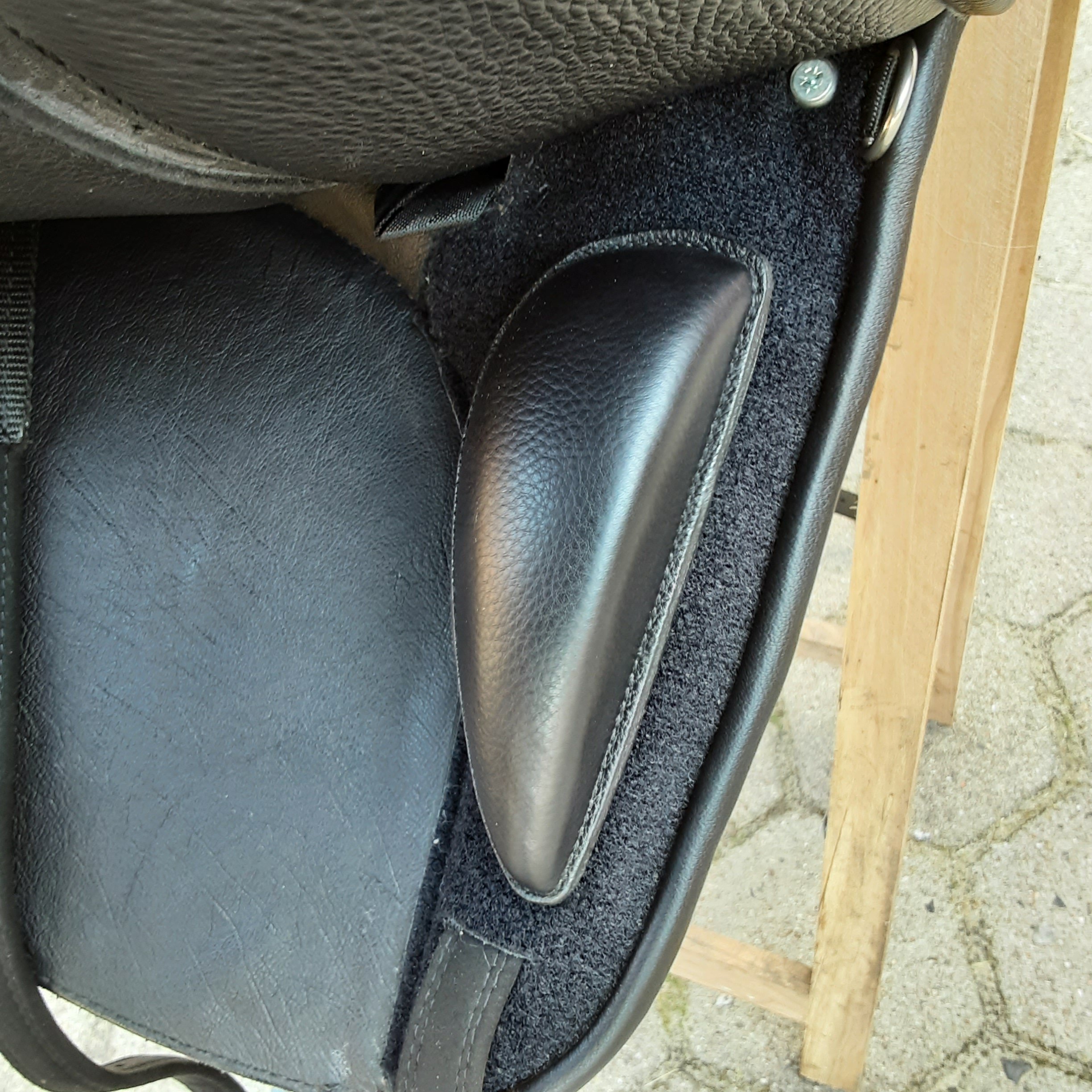 Deuber Sattel "Impuls SKL" S3 schwarz – Bild 9