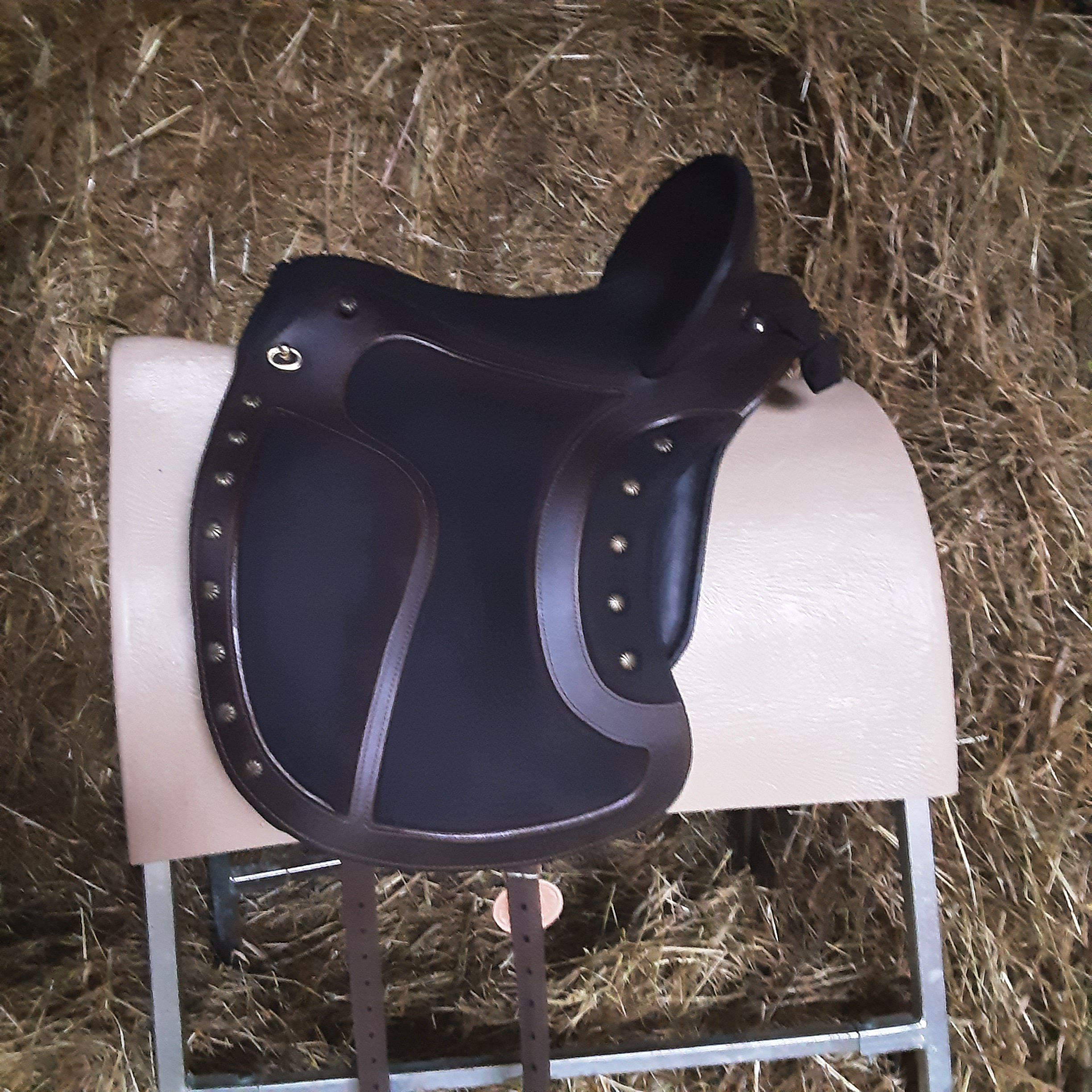 * Deuber Sattel "El Campo SKL shorty" S2 african nubuk schwarz