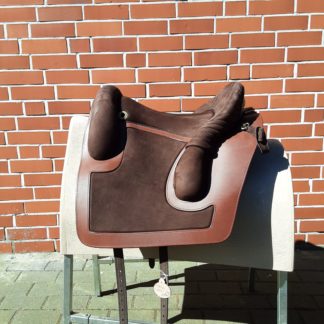 Cadiz S3 havanna Nubuk braun messing